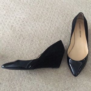 Like new size 9 AUDREY BROOKE pointed wedge!